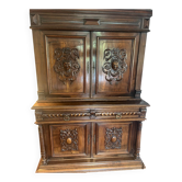 Buffet renaissance à deux corps en noyer