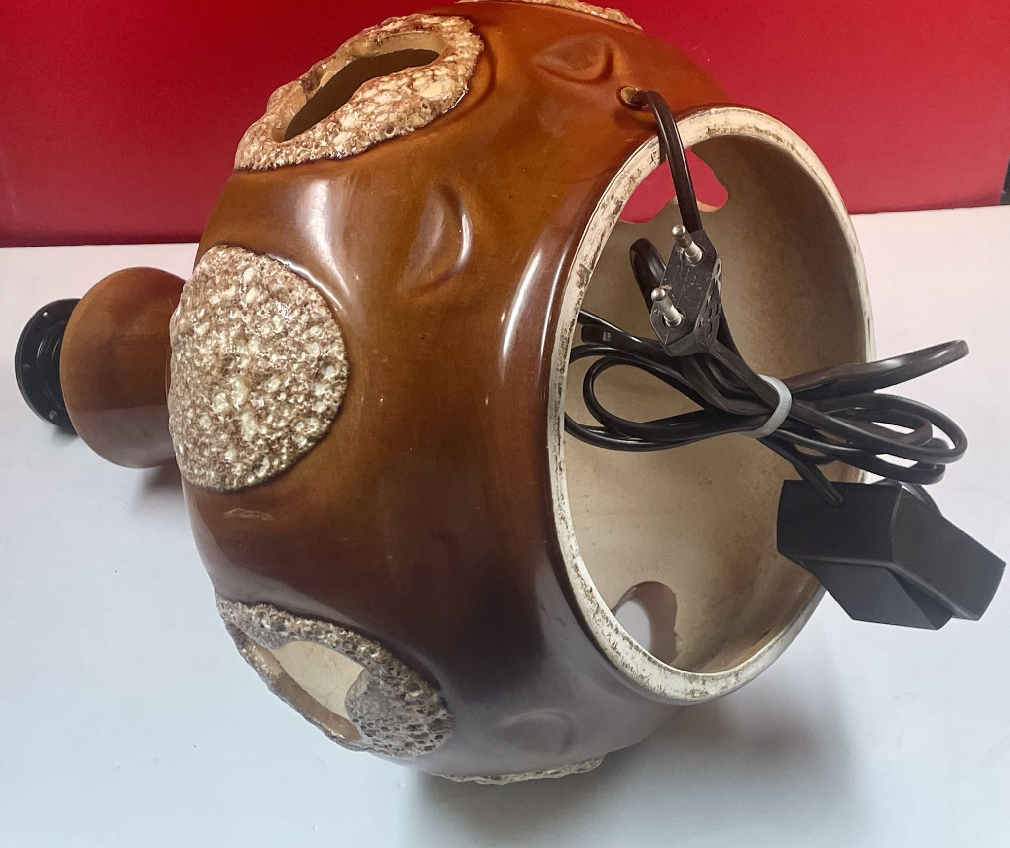 VINTAGE 1960'S CERAMIC FLOOR OR TABLE LAMP WITH FEATHERS WEST GERMANY 60S 1960S