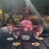 Service à liqueur rose émaillé