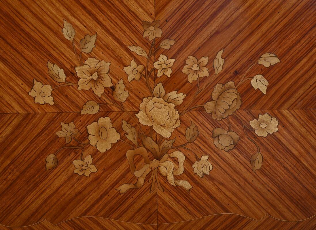 Small Display Library in Rosewood Marquetry, Louis XV style