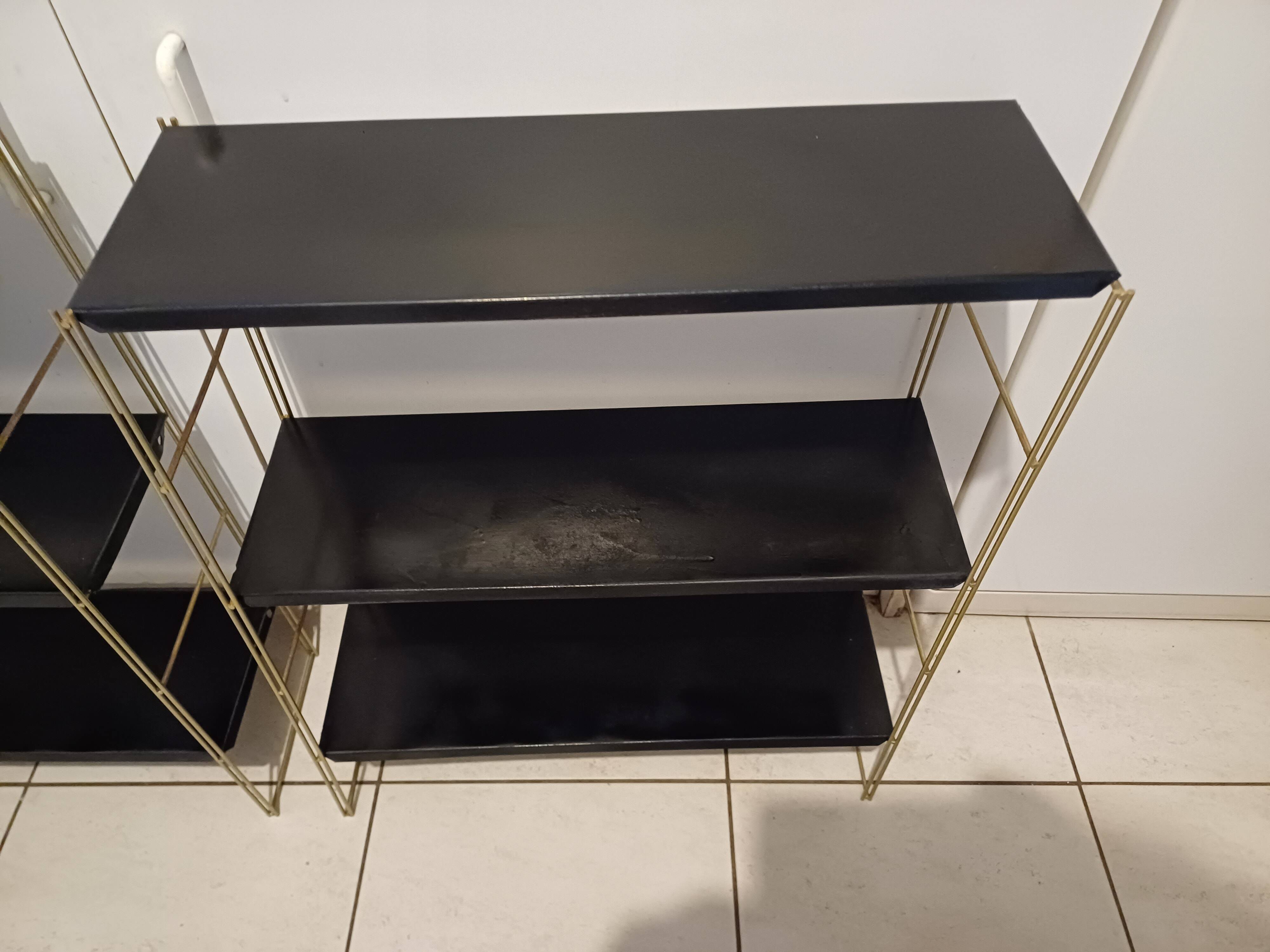 Pair of String Tomado shelves from the 1960s