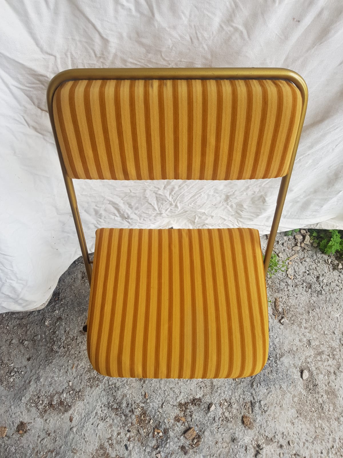 Old folding chair lafuma metal gold with fabric yellow stripes vintage