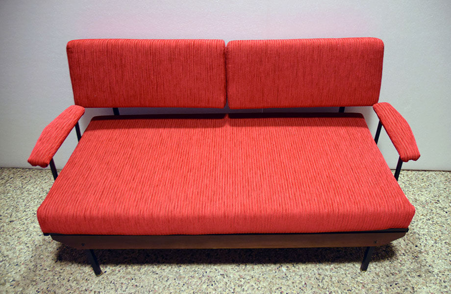 Mid-century Italian sofa bed in corduroy fabric