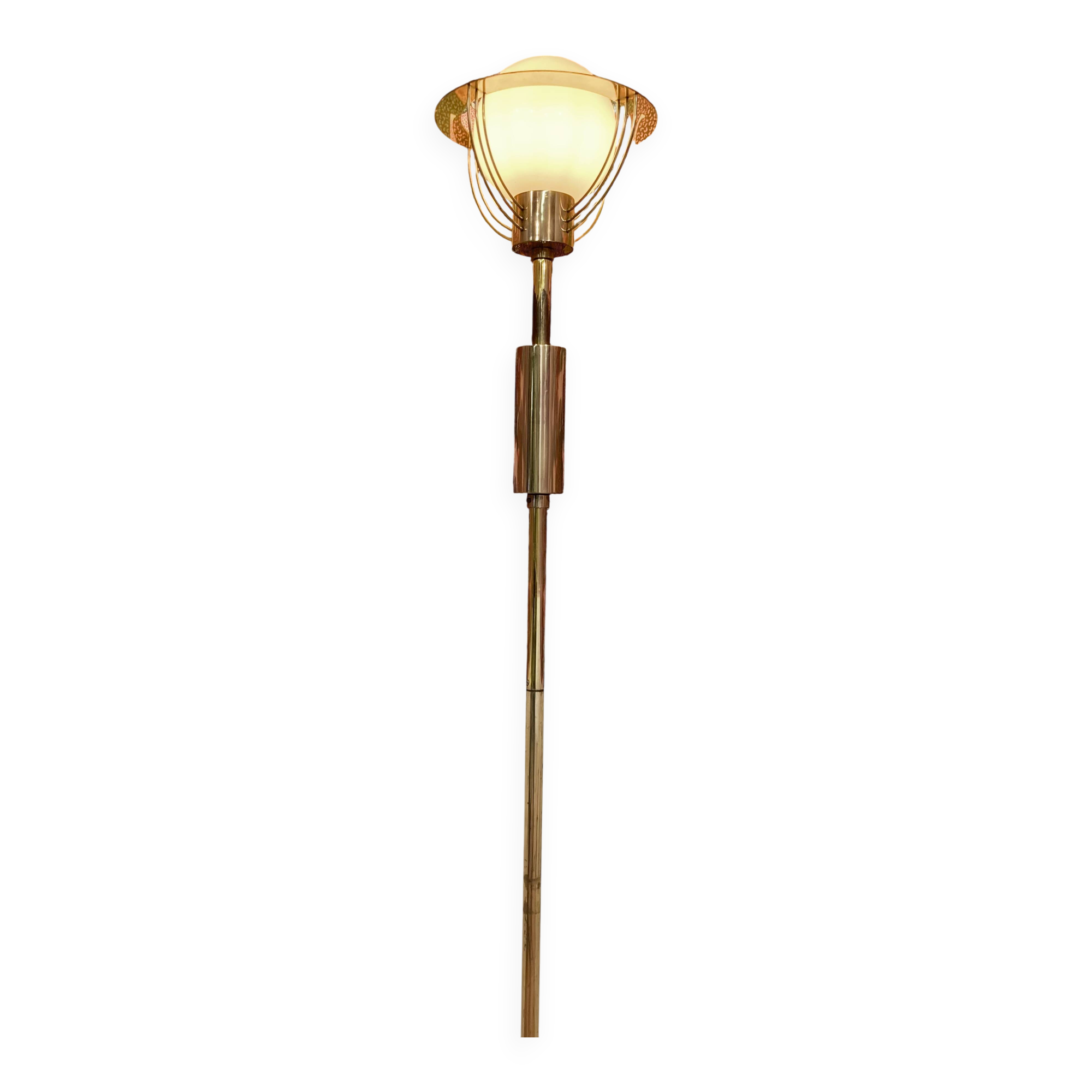 Lampadaire Américain verre et métal 200 cm design 1950.