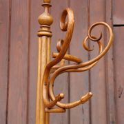 Portemanteau perroquet mural en demi style Thonet, 1900