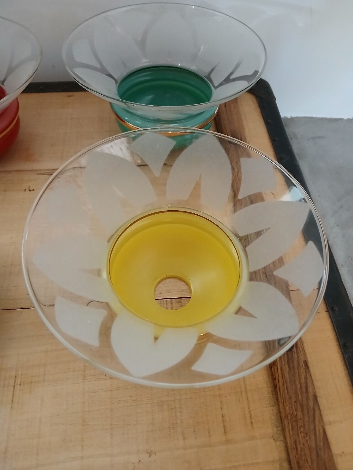 4 Art Deco glass pendant lights