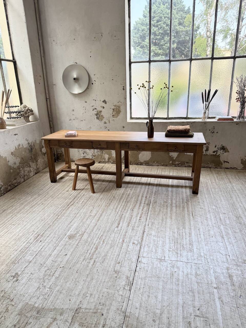Antique farmhouse or drapery table in walnut, 1900 XL