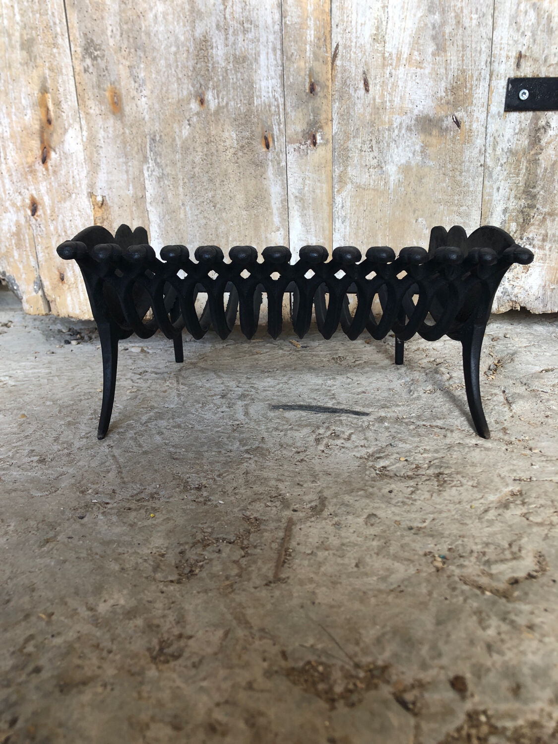 Old fireplace fireplace vintage cast iron