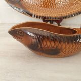 Sarreguemines / Large serving platter and matching fish-shaped sauce boat