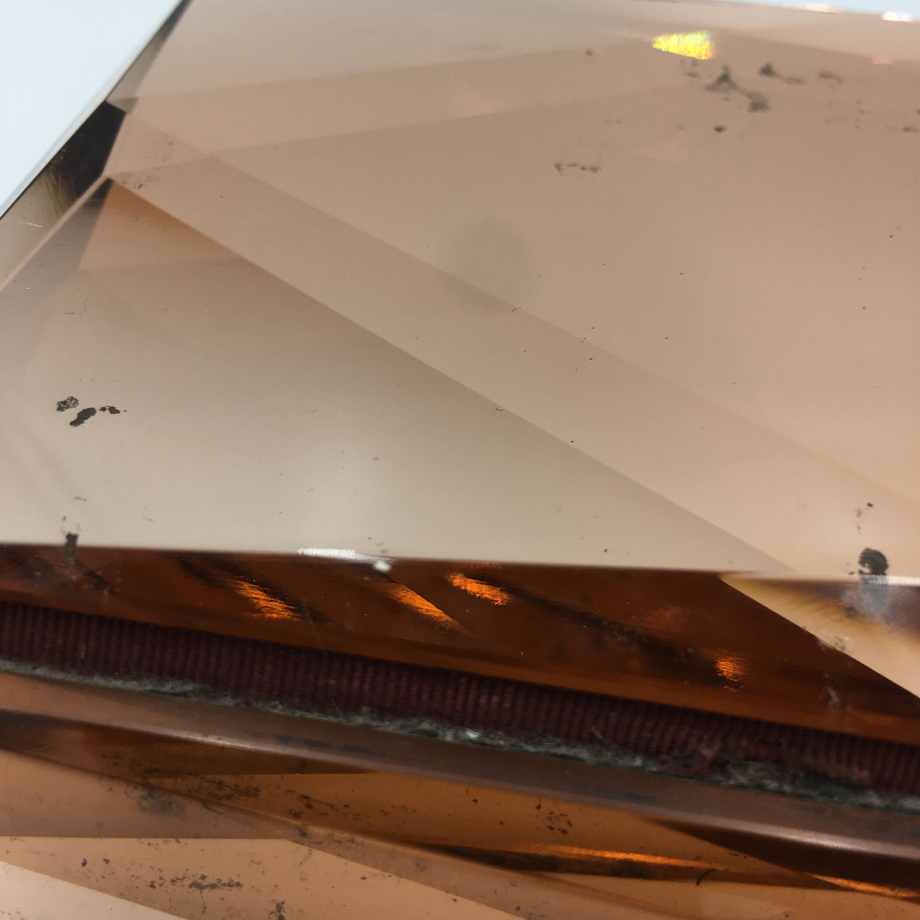 Mirror jewelry box in pink relief