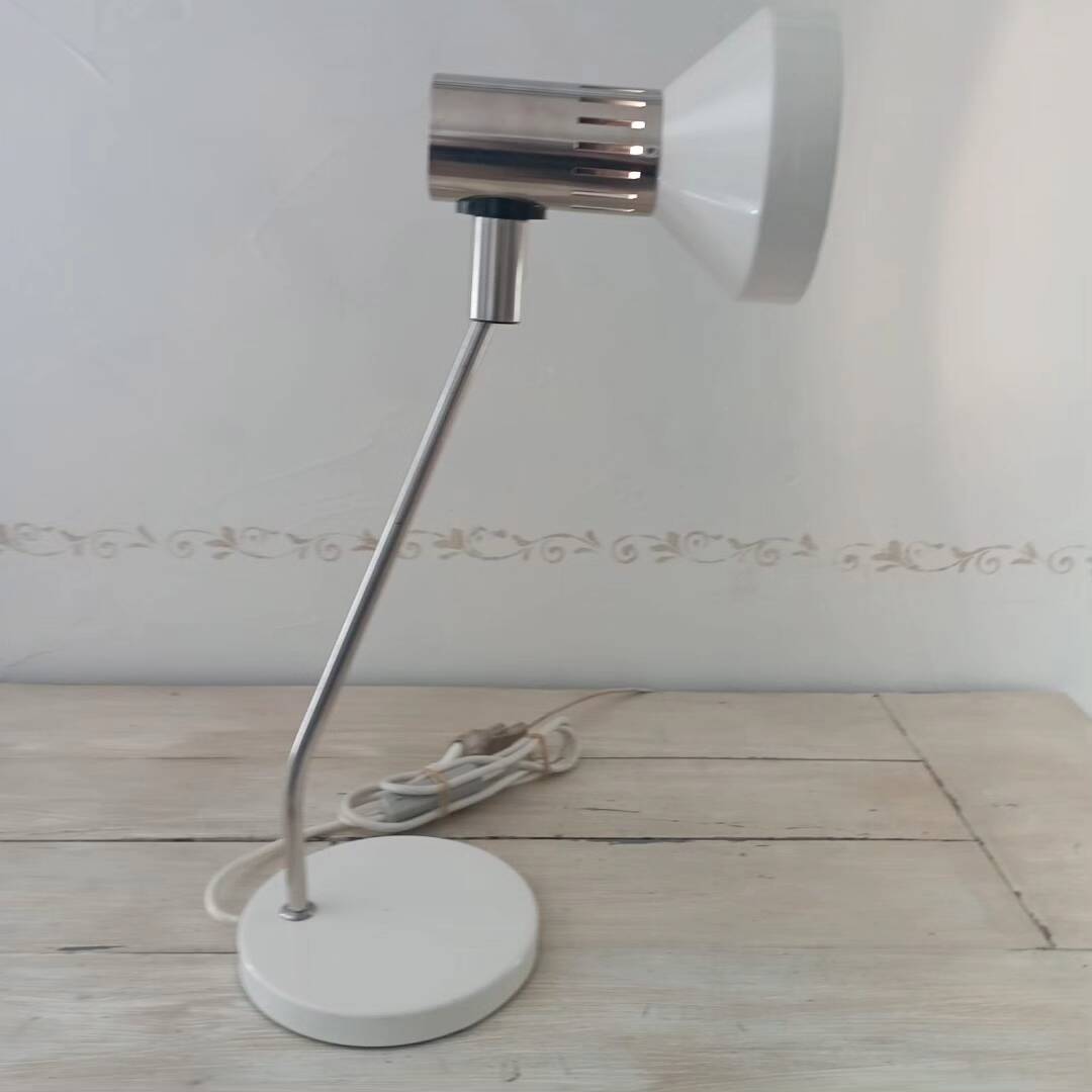 Lamp aka East Germany