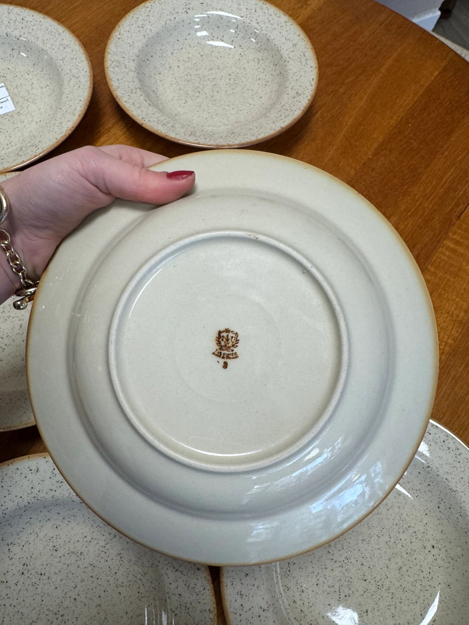 Beige ceramic deep plates