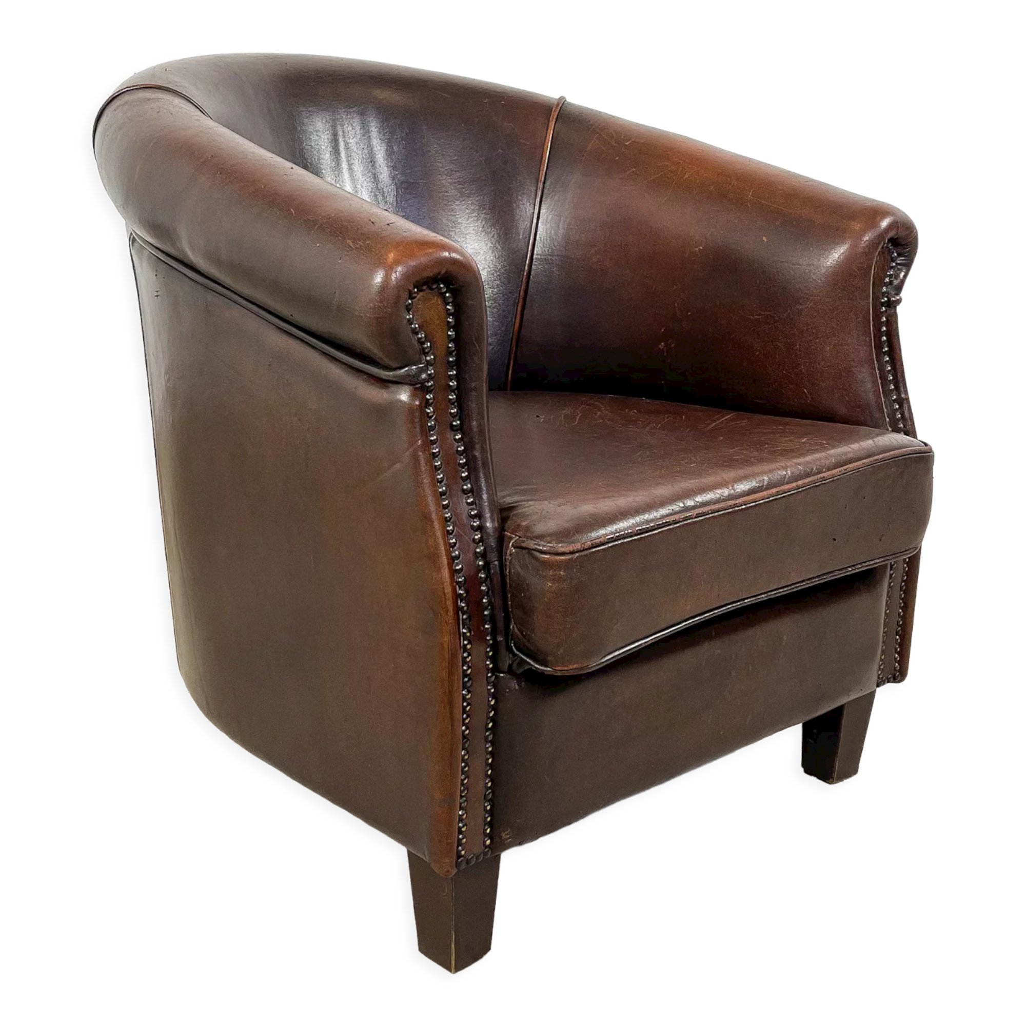 Vintage dark brown sheep leather clubchair rijsbergen