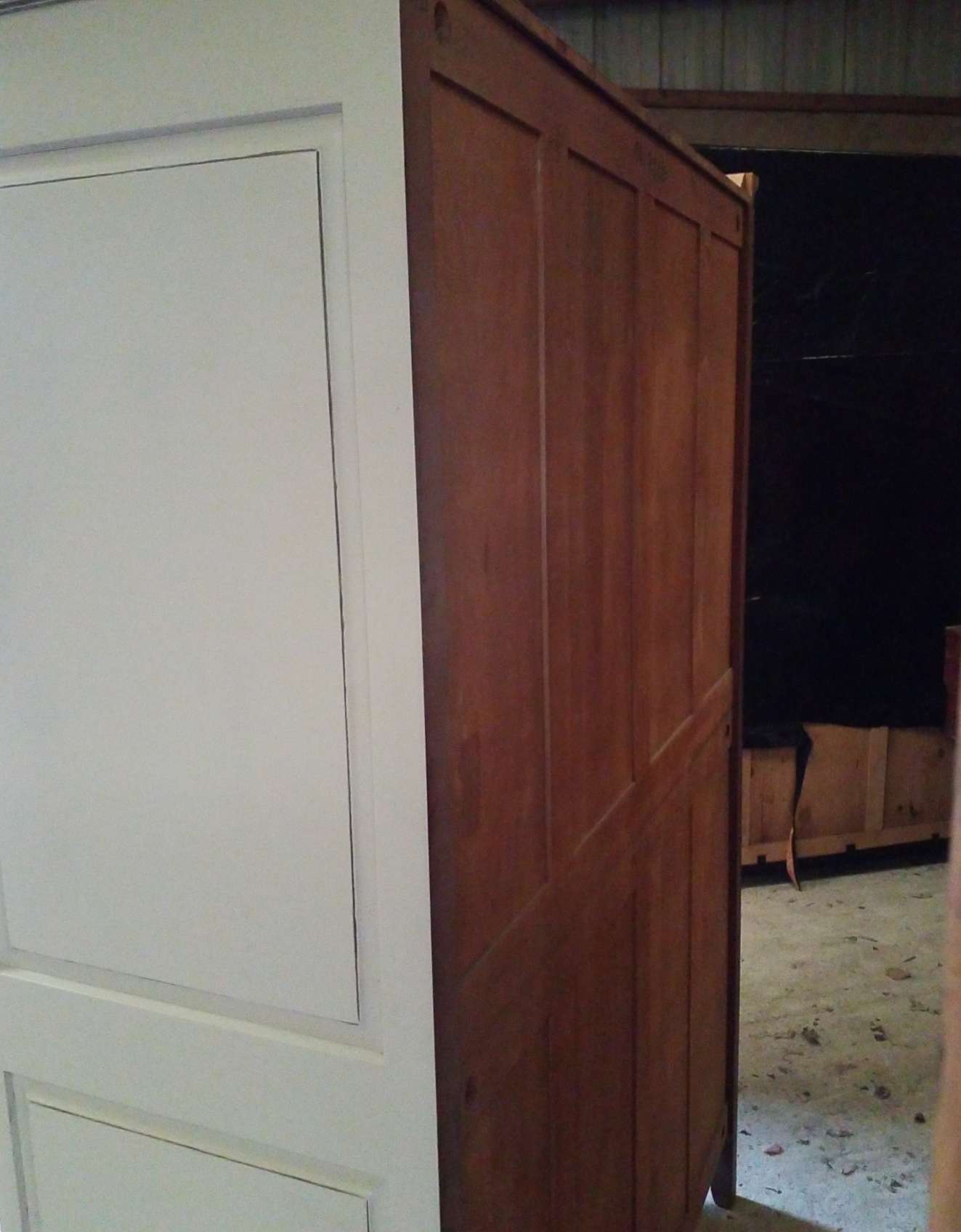 Armoire