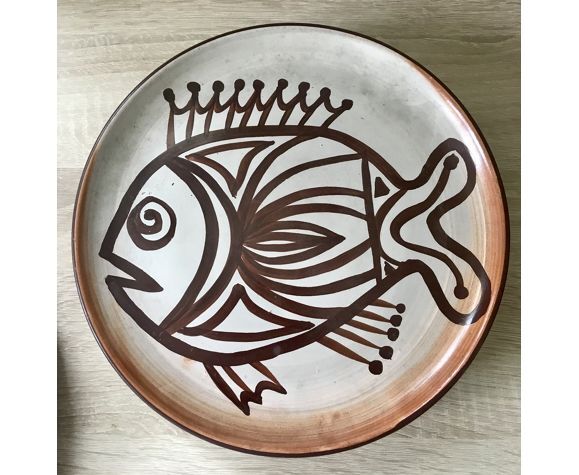 6 plates in vintage Vallauris sandstone