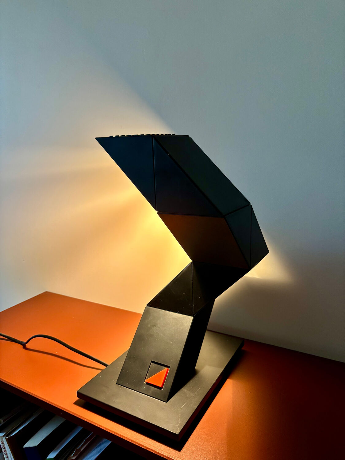 Zig Zag Shui LD Chan Lamp (Elite) - 80s