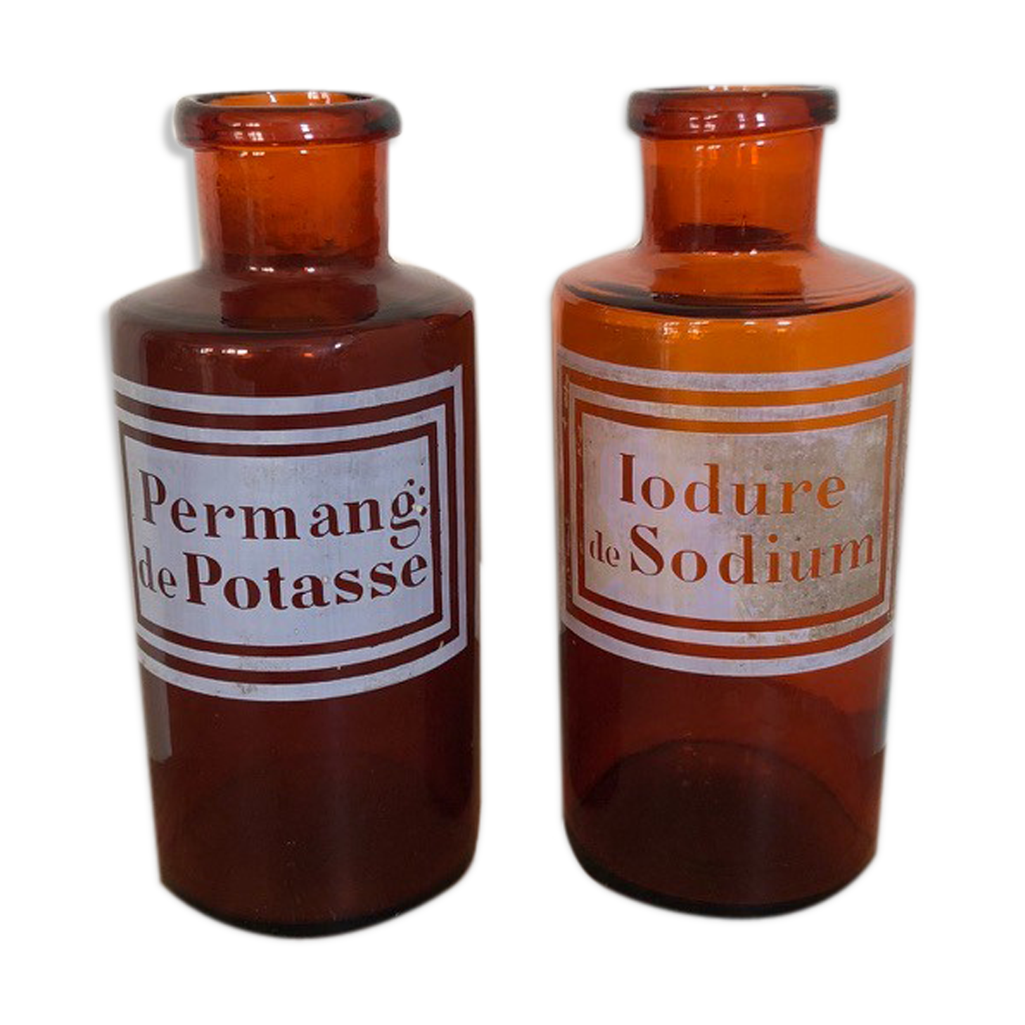 2 pharmacy vials