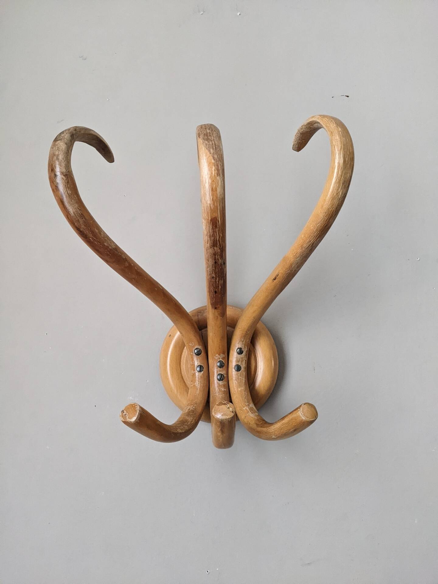 Porte manteau thonet vintage en bois courbé