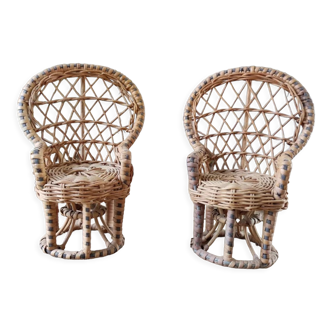 Deux fauteuils Emmanuelle miniatures