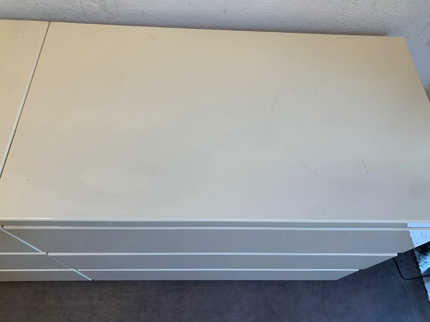 Commode double en laque beige années 80’ Eric Maville