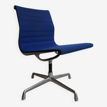 Eames EA105 office chair, Herman Miller edition 1980