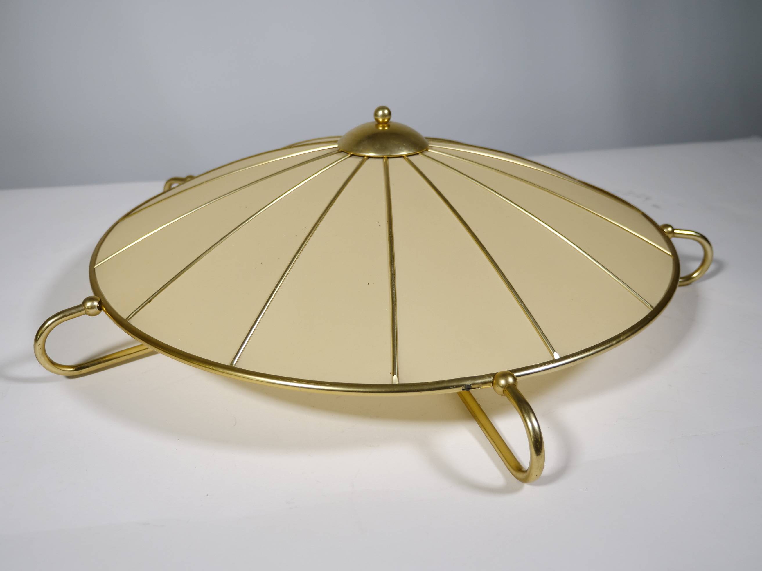 Plafonnier Art Déco à trois lumières en métal et tissu par Erco, années 1950.