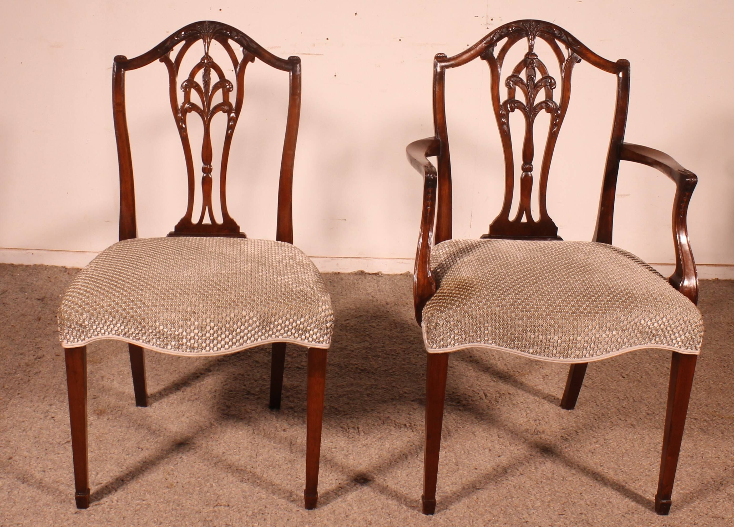 set of 6 chairs and two armchairs in mahogany from the 19th century