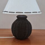 Wicker table lamp