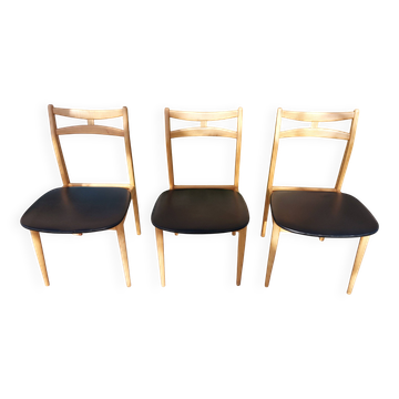 3 chaises style scandinave, bois clair et simili noir