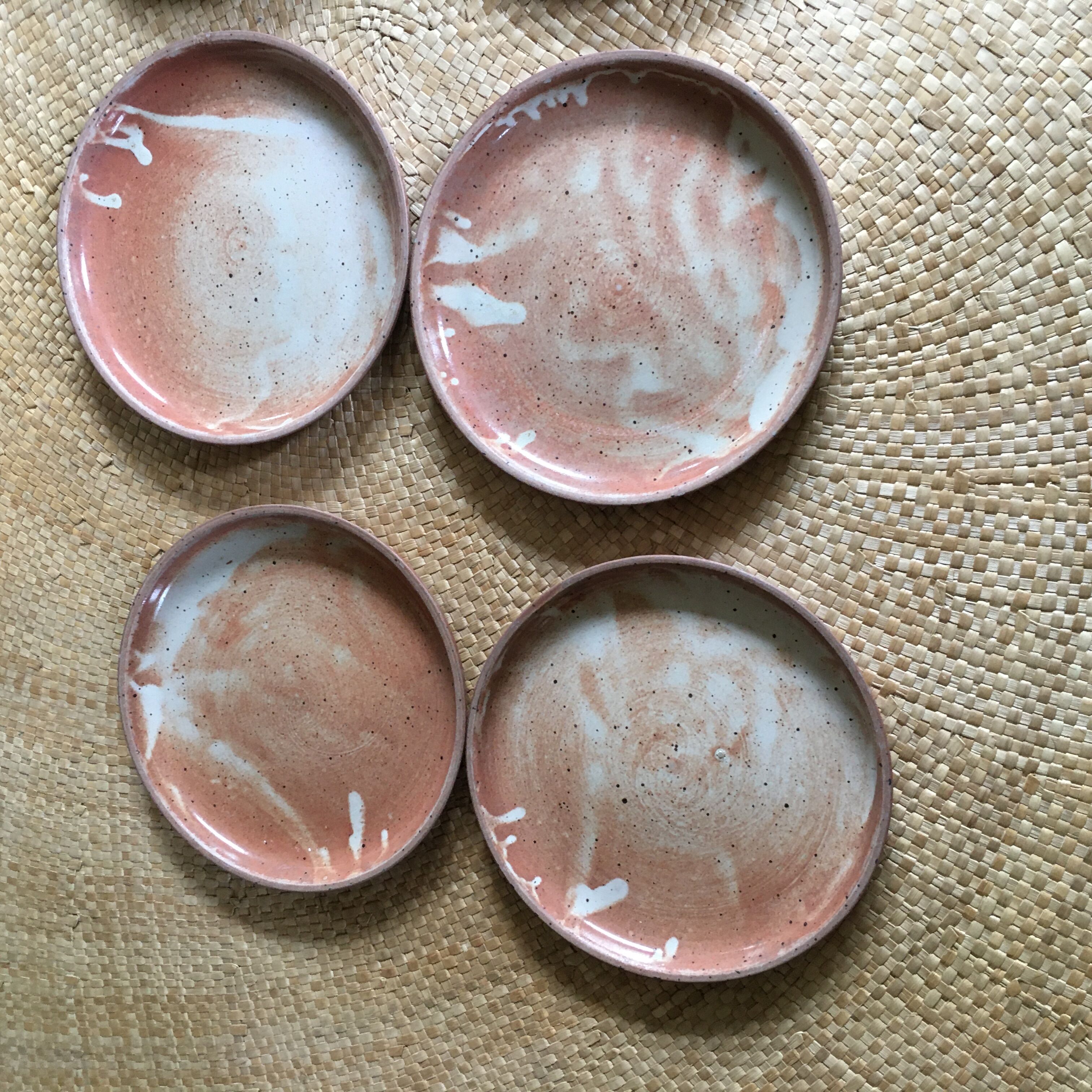 Series of 8 flat sandstone plates