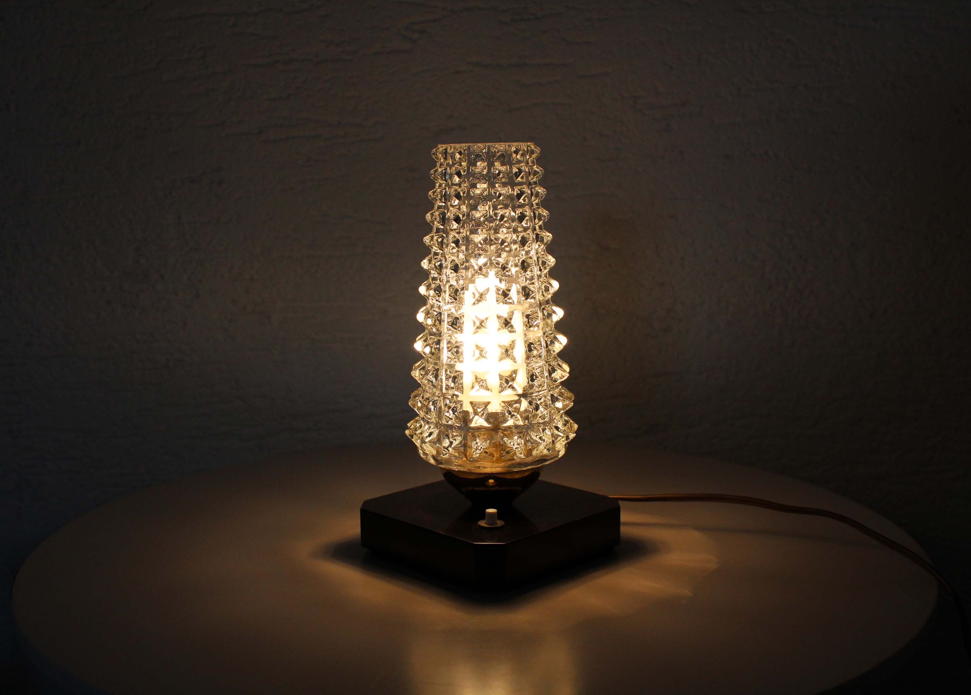 Beautiful art deco table lamp in glass and marble