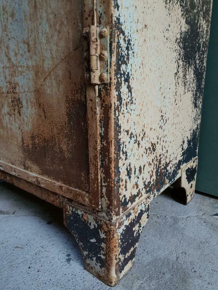 Armoire industrielle