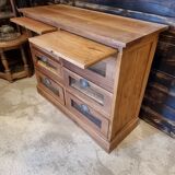 Meuble by trade (grain maker)