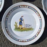 Set of 4 plates in the 18th century style