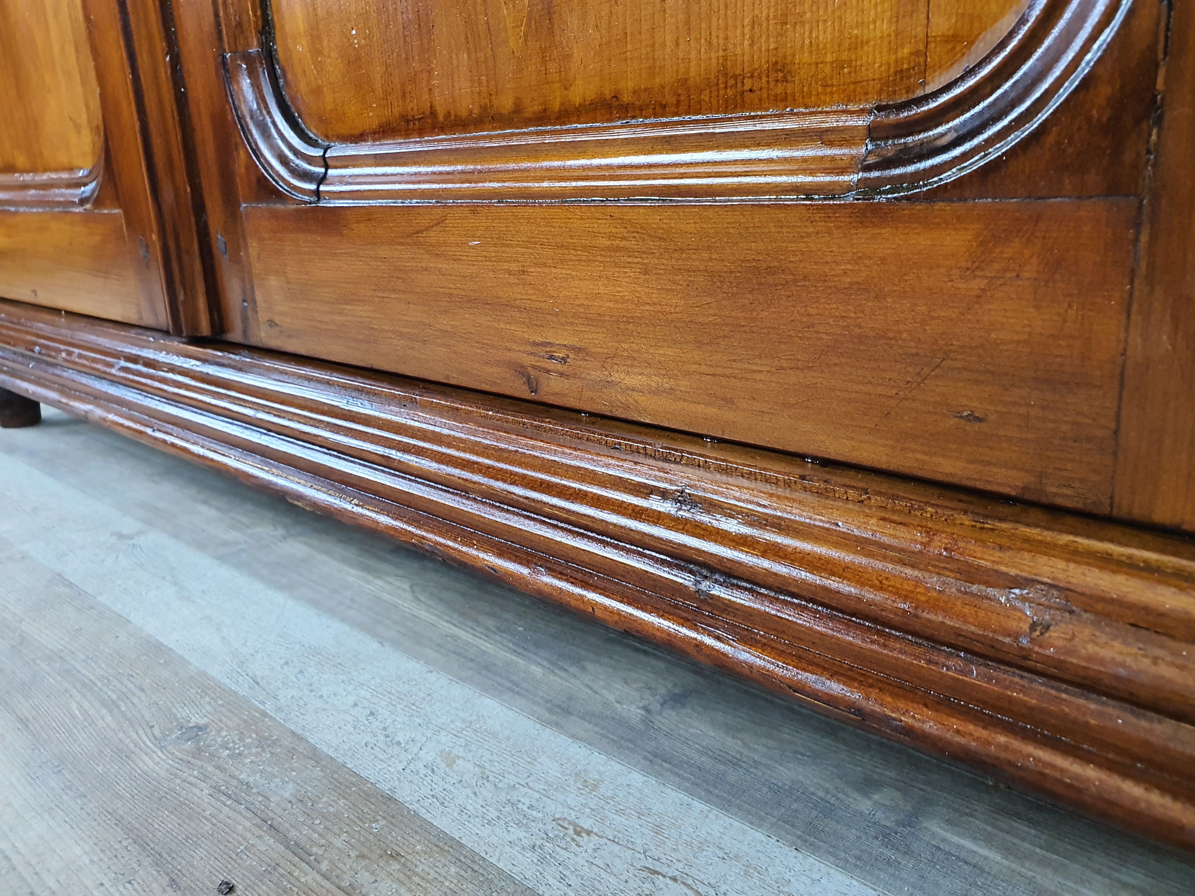 Rustic Wardrobe in Fir with Curtains