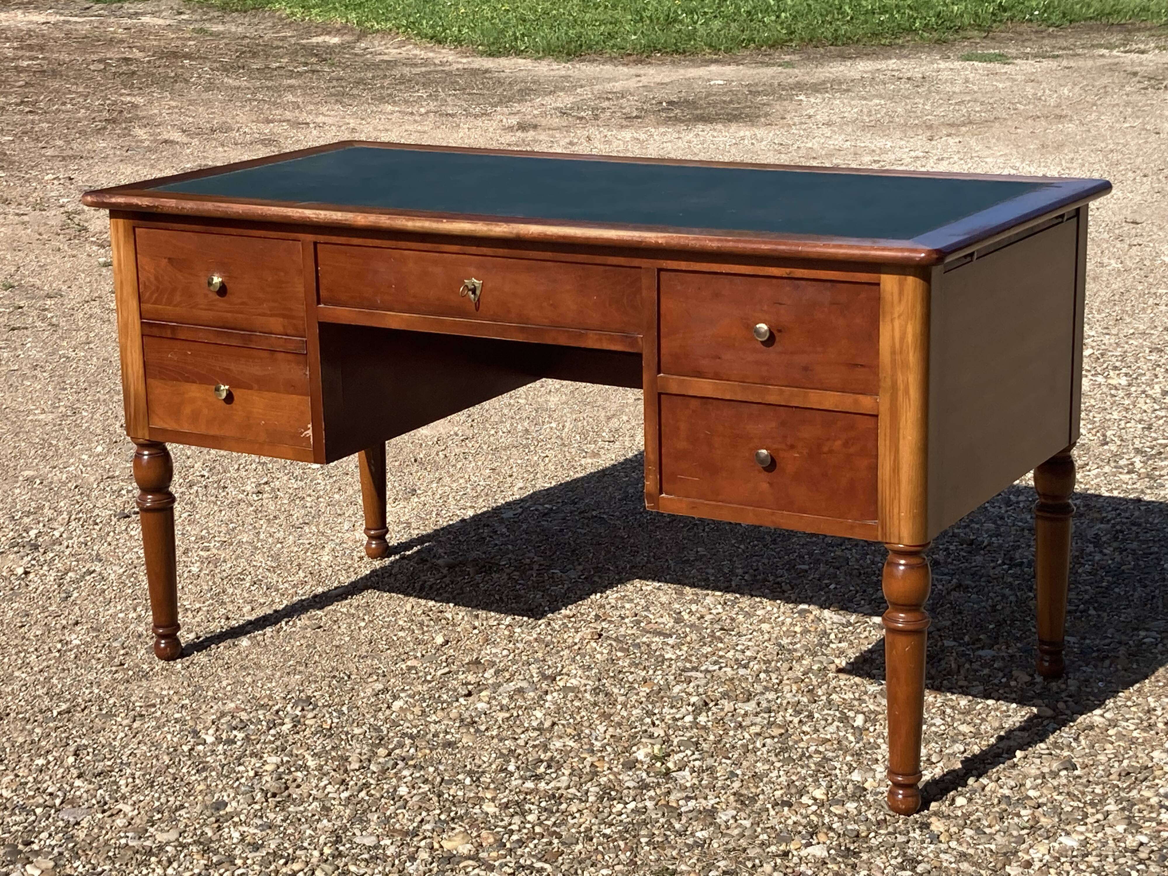 Louis Philippe Office