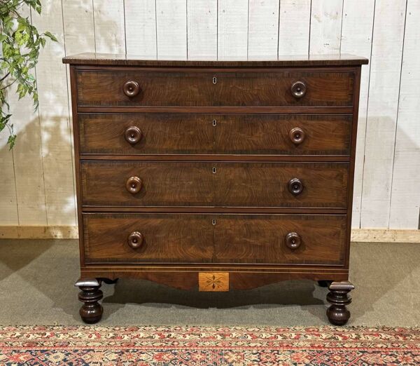 Commode anglaise Victorienne 19ème en acajou