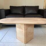 Table basse italienne ovale en marbre rose 1970-80