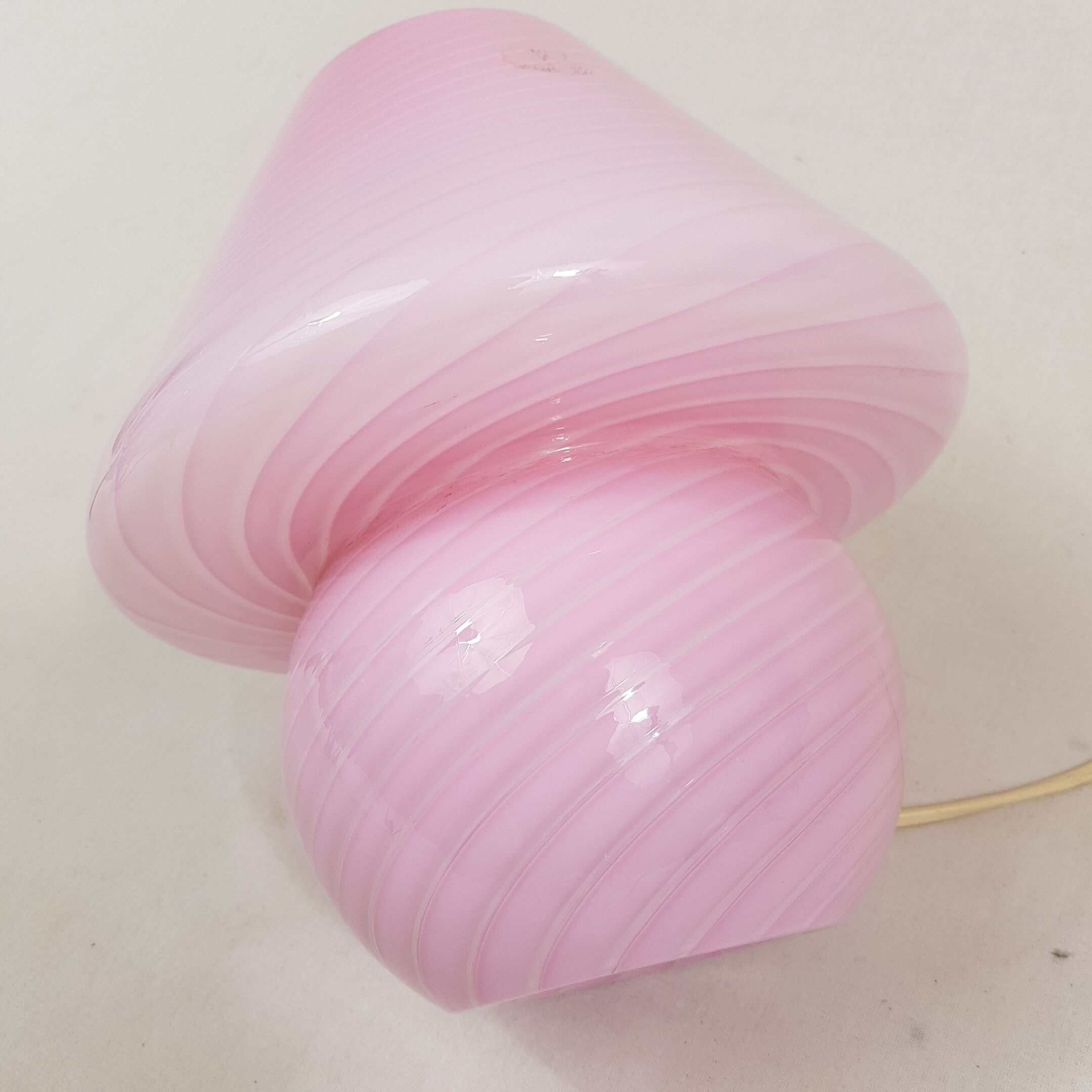 Lamp glass of Murano Venini spiral pink and white