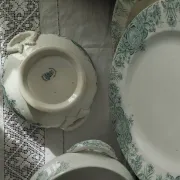 Small soup tureen base, ironstone, St-Amand, Lebacqz & Bouchart "Persian"