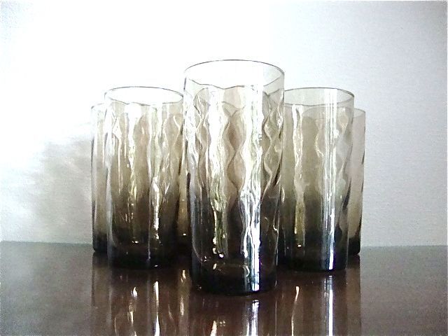 Set of 8 vintage shaded brown glasses