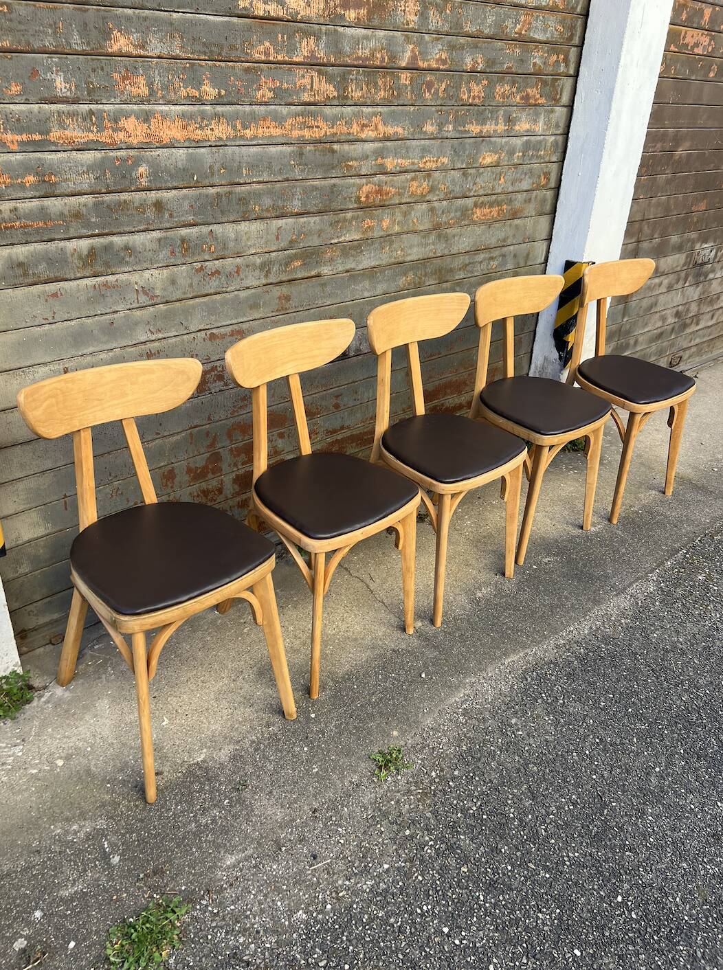 (Lot) 5 chaises modèle Banane estampillées Lutherma (Restaurées)