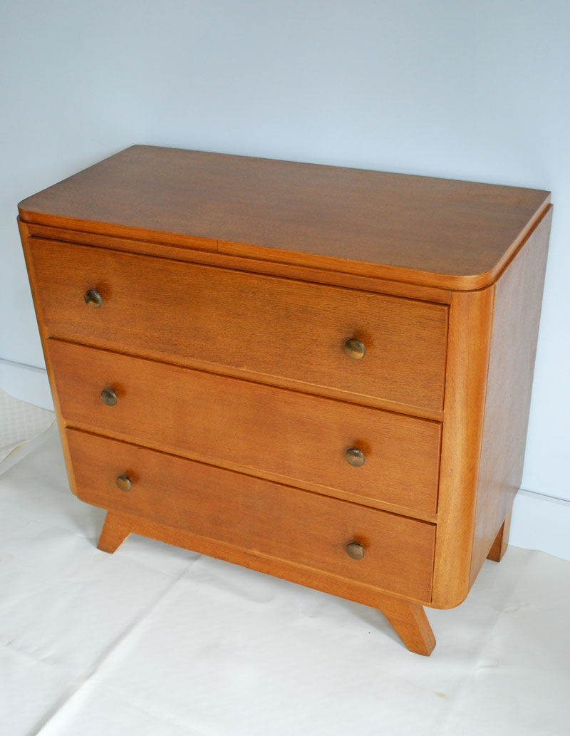 Commode vintage en bois pieds compas