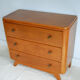 Commode vintage en bois pieds compas