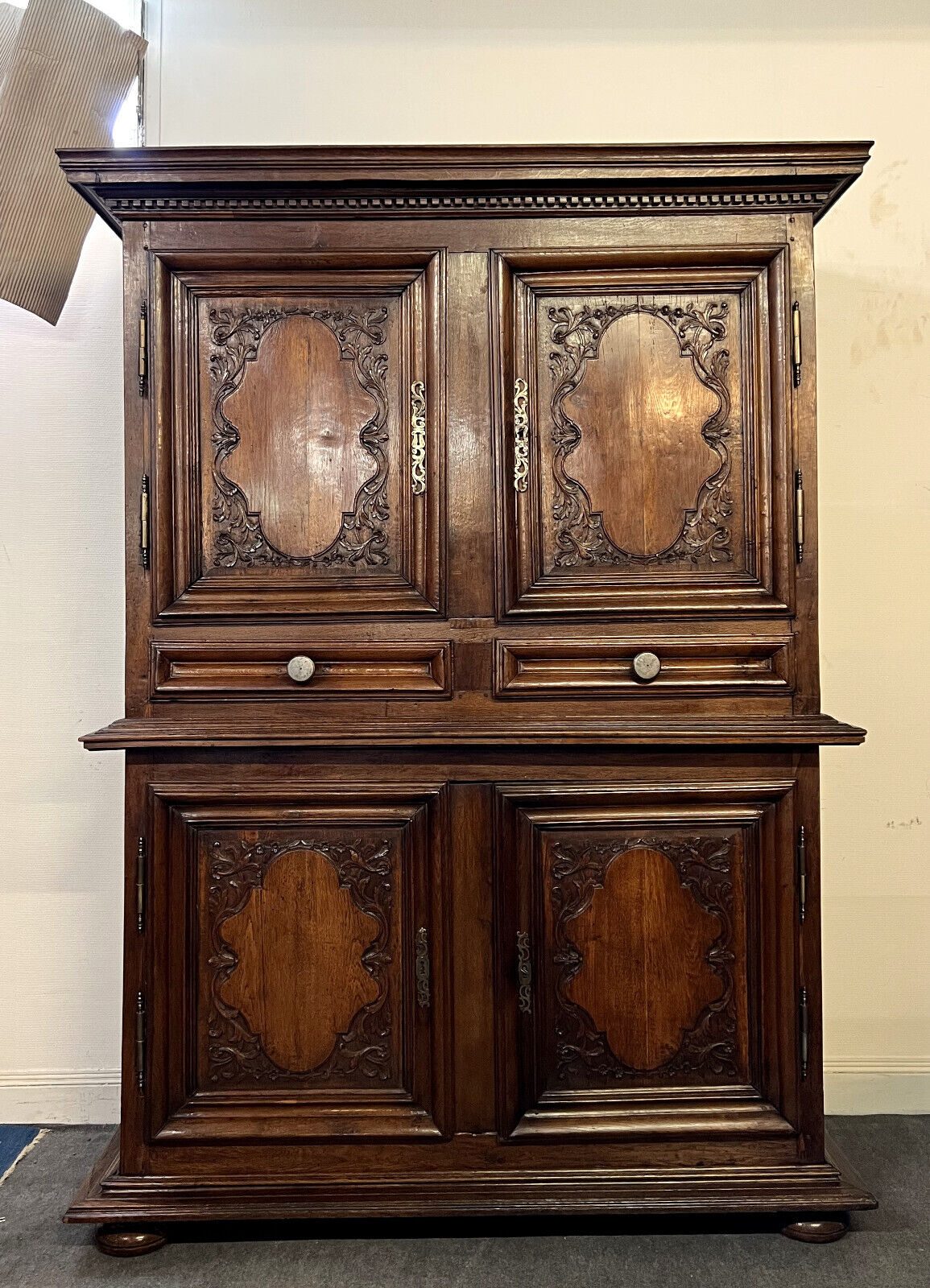Cabinet Montbéliard Louis XIII era in chene around 1680