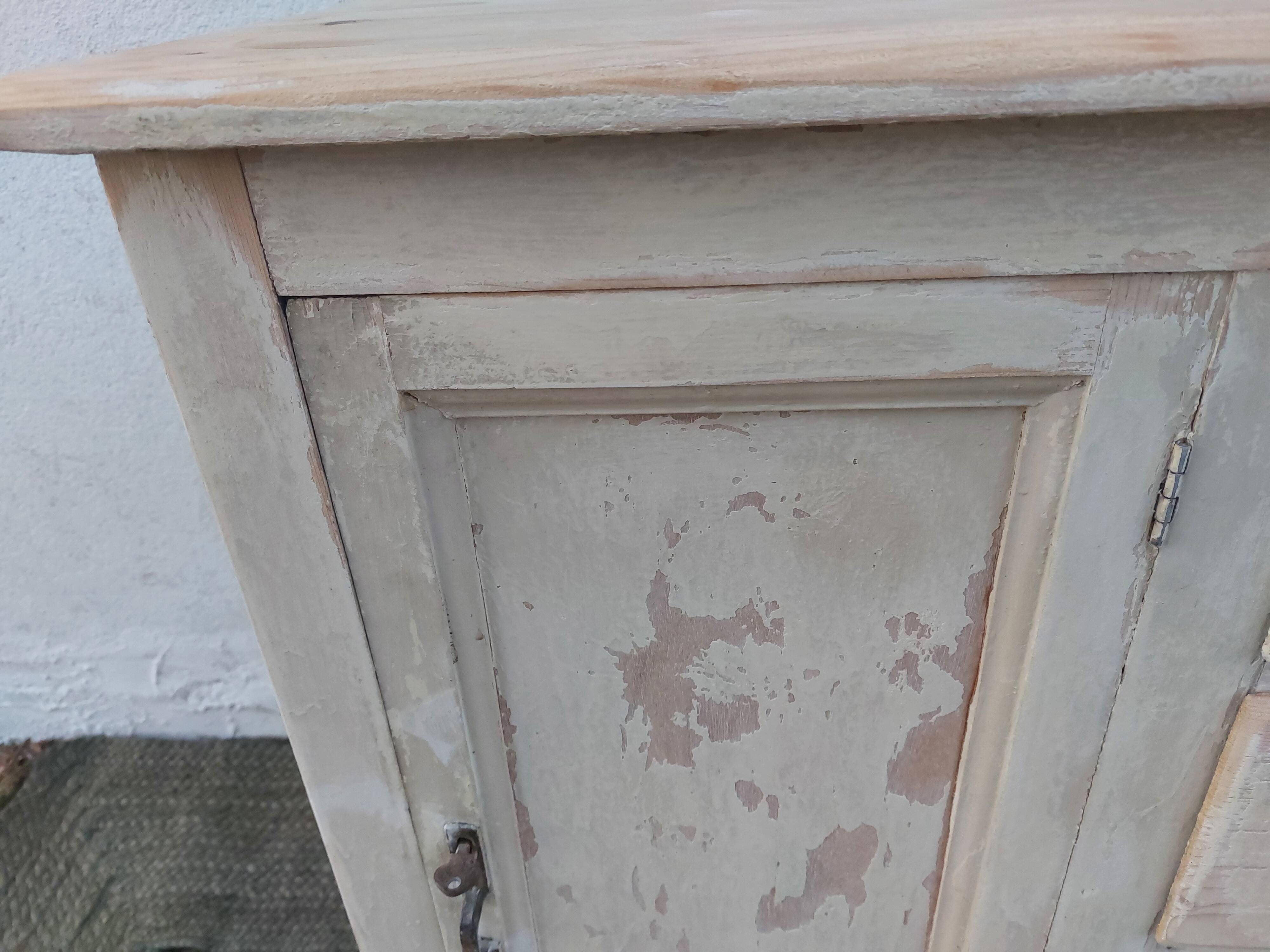 Parisian buffet, chippy paint effect