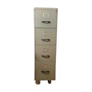 meuble en métal à 4