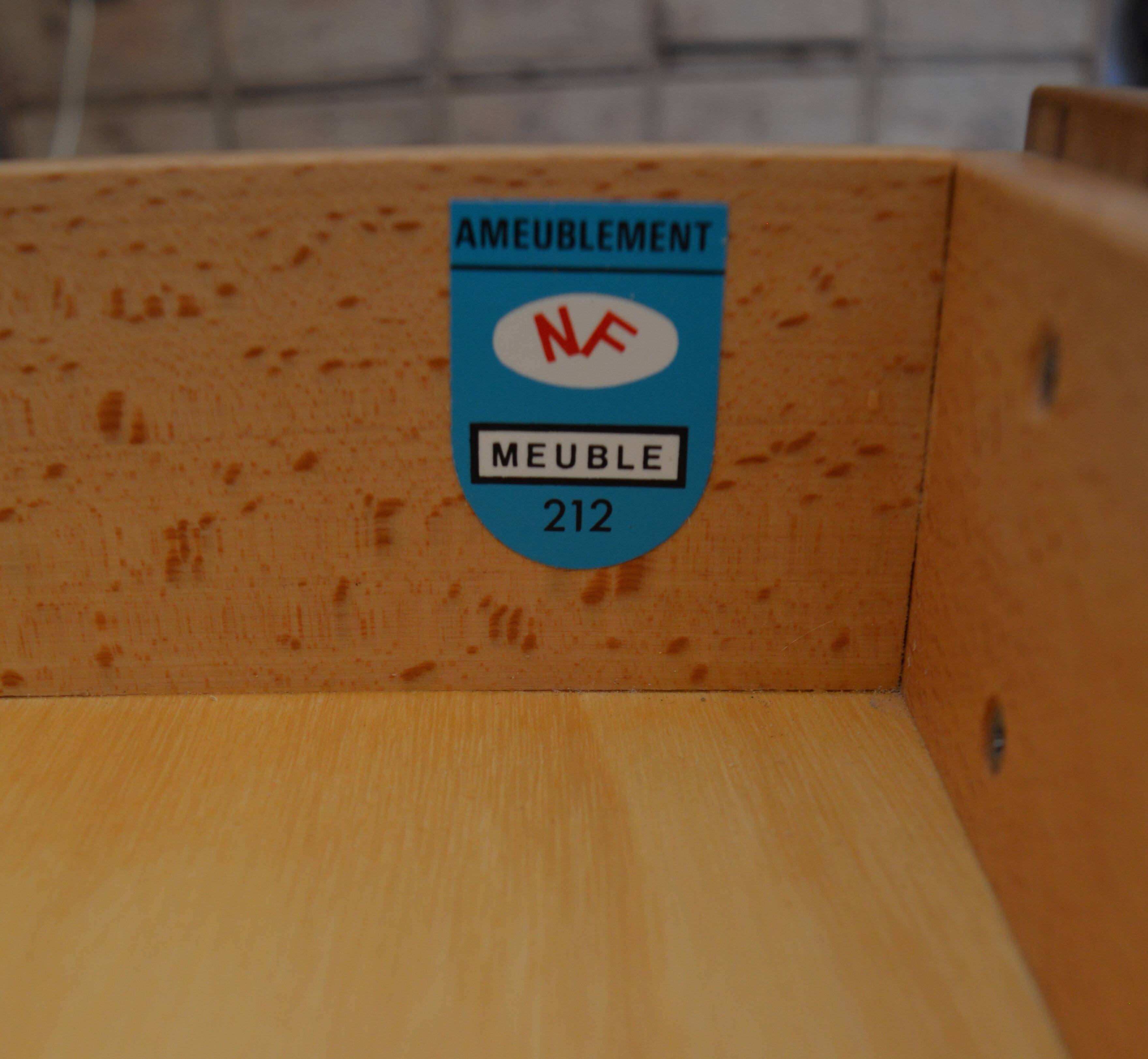 Scandinavian dressing table