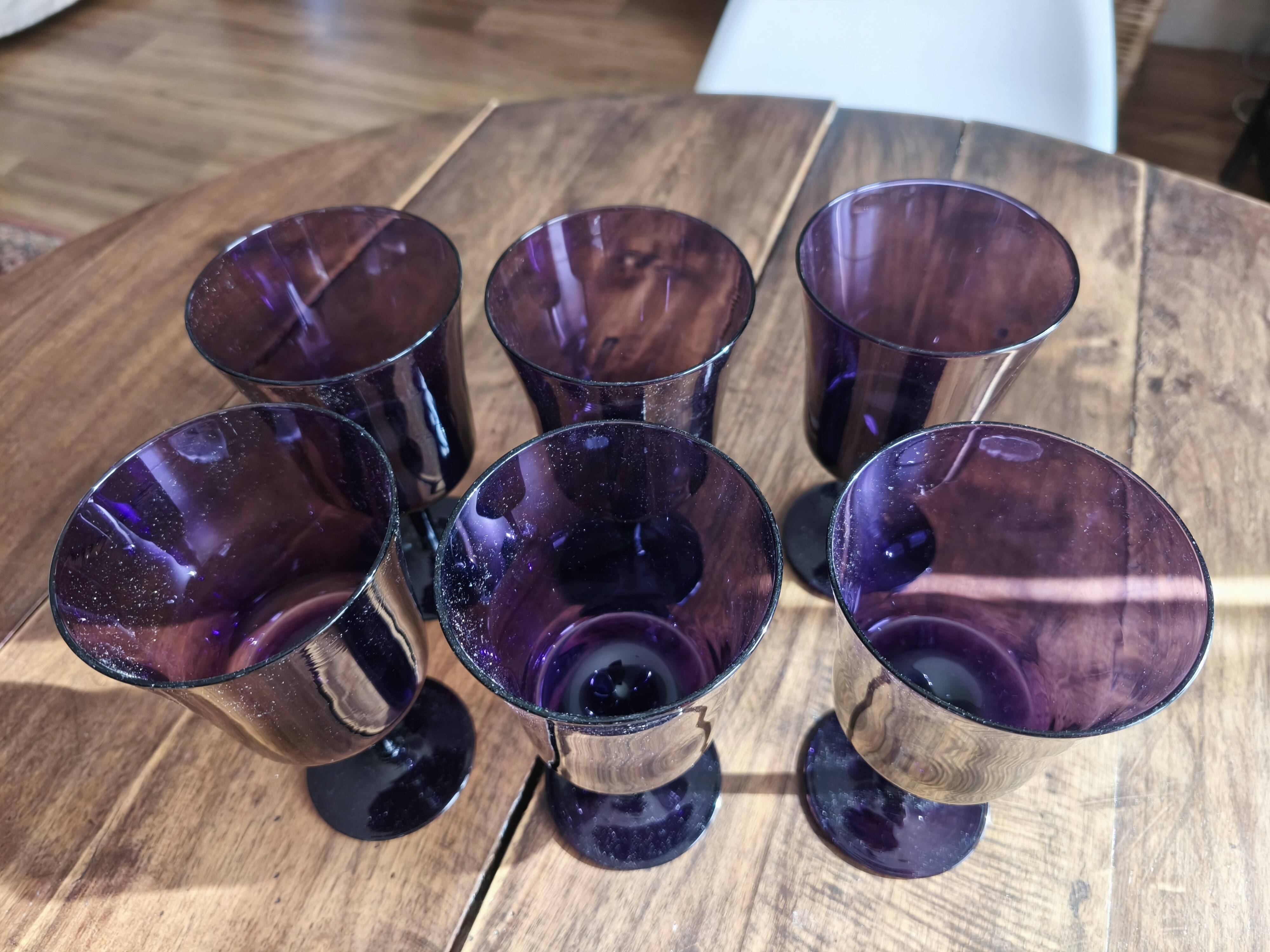 Set of 6 purple glass wine glasses