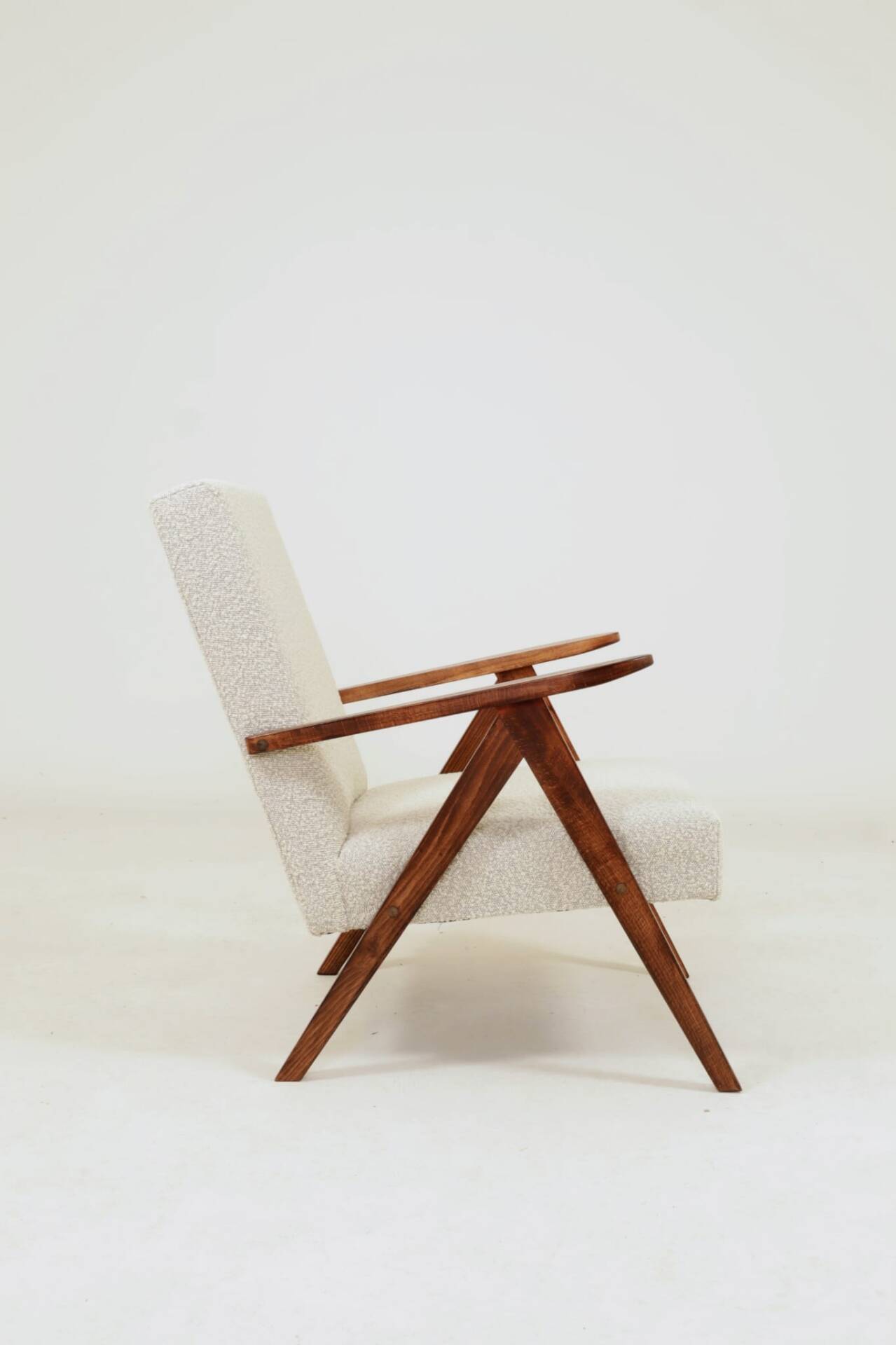 Vintage long chair off-white bouclé zigzag
